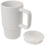 Carter 450 ml ceramic mug with plastic lid - Image 4