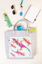 CreaFelt Shop A custom shopping bag - Image 5