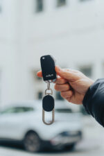 Keyfinder Dual keychain with worldwide locating - Image 11