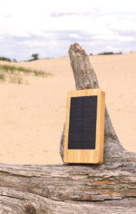 Sunwick 10.000 mAh Bamboo solar powerbank - Image 7