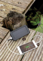 RCS recycled plastic Solar powerbank with 10W Wireless - Image 9