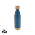 Vacuum stainless steel bottle with bamboo lid and bottom - Image 12