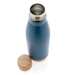 Vacuum stainless steel bottle with bamboo lid and bottom - Image 16