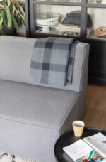 Soft plaid fleece blanket - Image 7