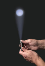 3W pocket CREE torch - Image 10