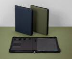 Impact Aware™ deluxe 300D tech portfolio with zipper - Image 10