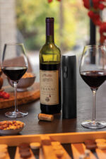 Vino re-chargeable electric wine opener - Image 6