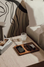 VINGA Timo RCS desk charger and accessory tray - Image 13
