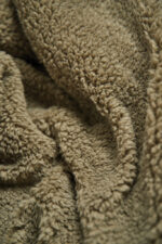 VINGA Maine GRS recycled double pile blanket - Image 6