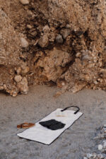 VINGA Volonne AWARE™ recycled canvas beach mat - Image 6