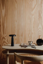VINGA Avery RCS table lamp - Image 6