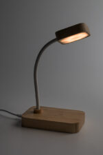 VoltGlow wireless charger desk lamp - Image 10